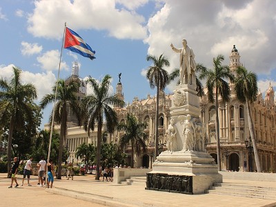 TOUR MAR Y TIERRA CUBA